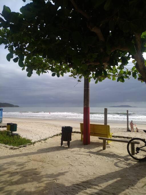 Apto 80M Da Praia Grande Vista Mar! Governador Celso Ramos Exteriör bild